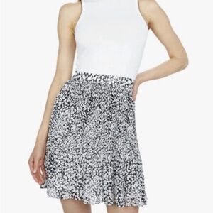 Ted baker yondia pleat and release black and white dress size 2